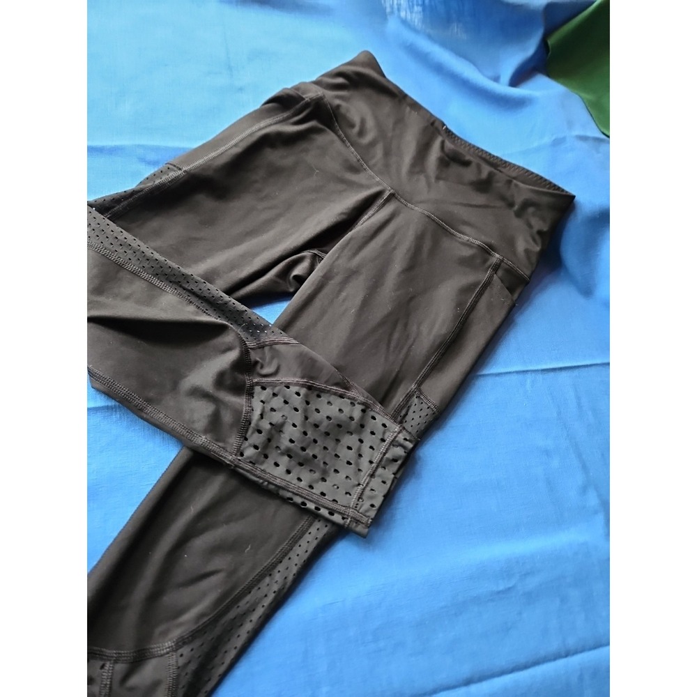 Victoria Sport Leggings MESH SIDES CAPRI Victoria's Secret Workout Yoga XS